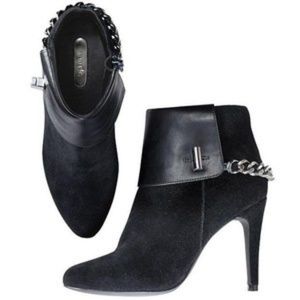 Mark by Avon Black Suede Ankle Boots size 7